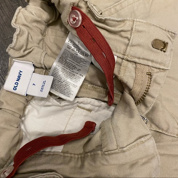 Old Navy Khaki Shorts - Picture 2 of 3